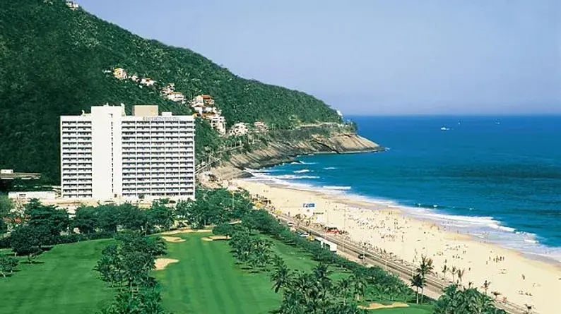 Antigo Hotel Intercontinental, frente-mar em São Conrado